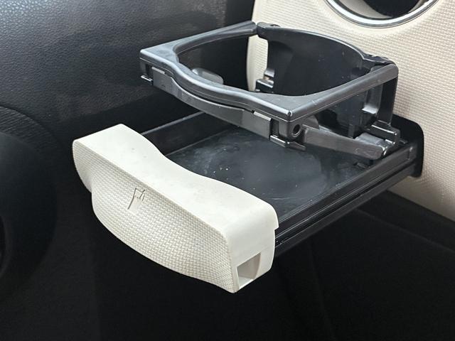 ミラココア ココアプラスＸ　オートエアコン　Ｂｌｕｅｔｏｏｔｈ接続　電格ミラー　アイドリングストップ　フォグランプ　スマートキープッシュスタート　助手席エアバック　ＥＴＣ　Ｂｌｕｅｔｏｏｔｈ接続　電格ミラー　アイドリングストップ（28枚目）