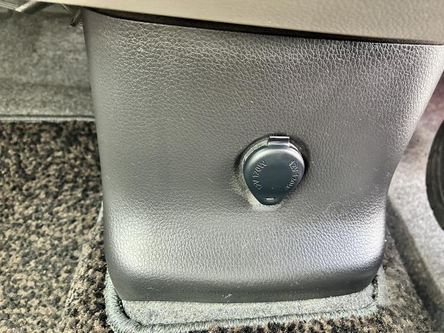 デイズ Ｓ　フルセグテレビ　エアコン　アイドリングストップ　スマートキー　ＵＳＢ接続　集中ドアロック　社外１４インチアルミホイール　エアバッグ　パワーウィンドウ　電動格納ミラー　ＡＢＳ　保証書　取扱説明書（27枚目）