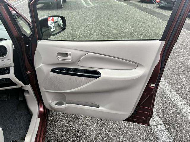 デイズ Ｓ　フルセグテレビ　エアコン　アイドリングストップ　スマートキー　ＵＳＢ接続　集中ドアロック　社外１４インチアルミホイール　エアバッグ　パワーウィンドウ　電動格納ミラー　ＡＢＳ　保証書　取扱説明書（44枚目）