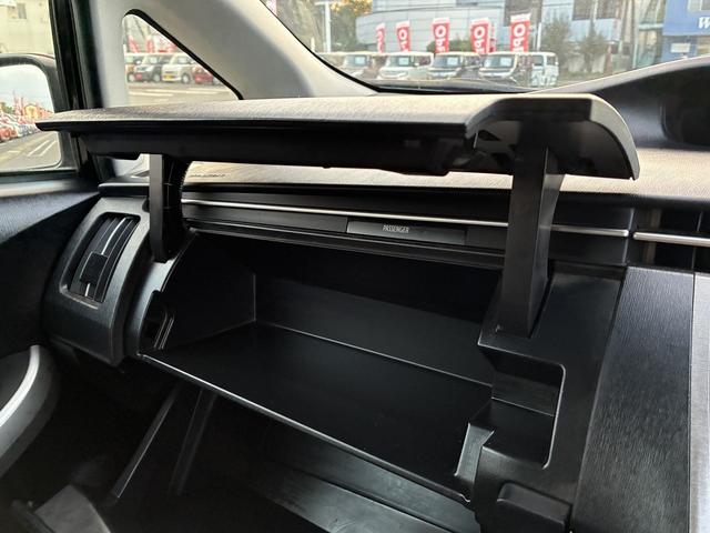 プリウス S SDナビ ワンセグTV CD DVD オートエアコン オートライト 電格ミラー ETC HIDヘッドライト スマートキープッシュスタート ステアリングリモコン Bluetooth接続(28枚目)