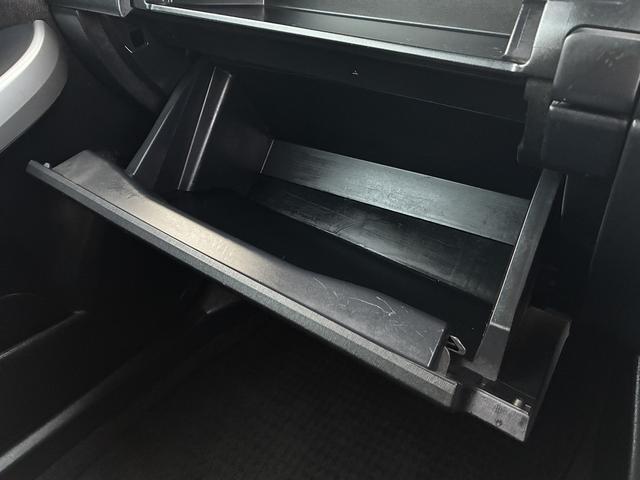 プリウス S SDナビ ワンセグTV CD DVD オートエアコン オートライト 電格ミラー ETC HIDヘッドライト スマートキープッシュスタート ステアリングリモコン Bluetooth接続(29枚目)