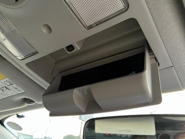 プリウス S SDナビ ワンセグTV CD DVD オートエアコン オートライト 電格ミラー ETC HIDヘッドライト スマートキープッシュスタート ステアリングリモコン Bluetooth接続(33枚目)