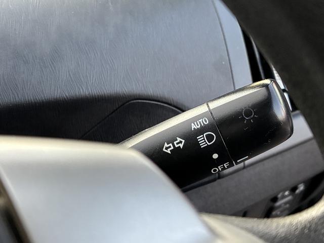 プリウス S SDナビ ワンセグTV CD DVD オートエアコン オートライト 電格ミラー ETC HIDヘッドライト スマートキープッシュスタート ステアリングリモコン Bluetooth接続(39枚目)