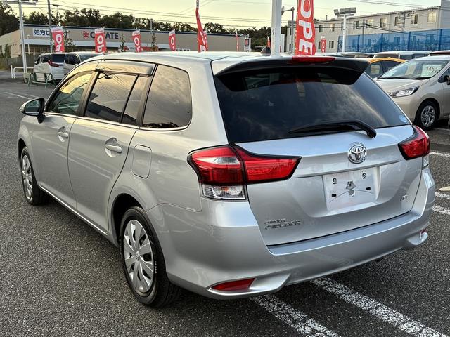 カローラフィールダー 1.5G 5速MT オートハイビーム オートエアコン 衝突軽減 レーンキープアシスト 電格ミラー カーテンエアバッグ 助手席エアバック スマートキー トヨタセーフティセンス(10枚目)