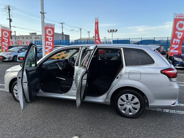 カローラフィールダー 1.5G 5速MT オートハイビーム オートエアコン 衝突軽減 レーンキープアシスト 電格ミラー カーテンエアバッグ 助手席エアバック スマートキー トヨタセーフティセンス(12枚目)