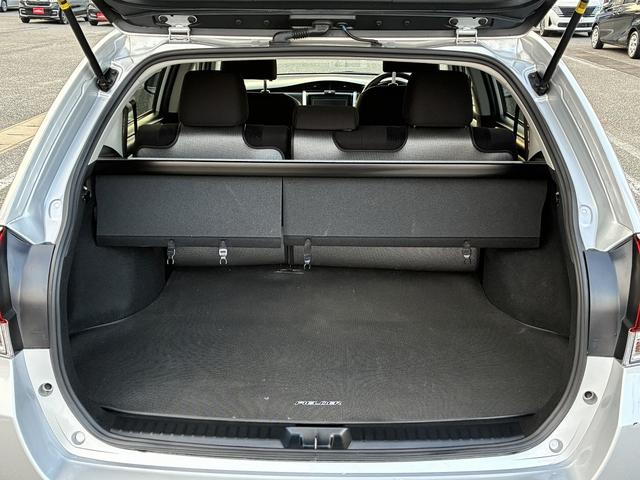 カローラフィールダー 1.5G 5速MT オートハイビーム オートエアコン 衝突軽減 レーンキープアシスト 電格ミラー カーテンエアバッグ 助手席エアバック スマートキー トヨタセーフティセンス(15枚目)