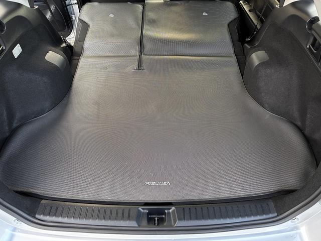 カローラフィールダー 1.5G 5速MT オートハイビーム オートエアコン 衝突軽減 レーンキープアシスト 電格ミラー カーテンエアバッグ 助手席エアバック スマートキー トヨタセーフティセンス(18枚目)