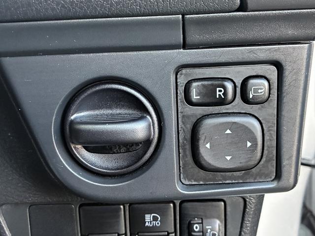 カローラフィールダー 1.5G 5速MT オートハイビーム オートエアコン 衝突軽減 レーンキープアシスト 電格ミラー カーテンエアバッグ 助手席エアバック スマートキー トヨタセーフティセンス(42枚目)