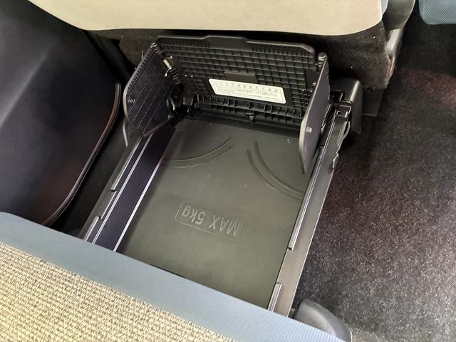 ムーヴキャンバス ストライプスGターボ 衝突軽減 フロアマット 社外ナビ ワンセグTV CD Bluetooth USB バックカメラ アイスト スマートキー プッシュスタート ETC シートヒーター ドラレコ LED 両側スライドドア(22枚目)