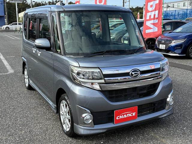 タント カスタムＸ　スマートセレクションＳＡ　Ｗエアバック　衝突軽減　フロアマット　純正ナビ　ＣＤ　スマートキー　プッシュスタート　電動格納ミラー　スライドドア（左側オート）　ＨＩＤ　オートライト　純正アルミホイール１４インチ（7枚目）