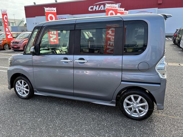 タント カスタムＸ　スマートセレクションＳＡ　Ｗエアバック　衝突軽減　フロアマット　純正ナビ　ＣＤ　スマートキー　プッシュスタート　電動格納ミラー　スライドドア（左側オート）　ＨＩＤ　オートライト　純正アルミホイール１４インチ（12枚目）