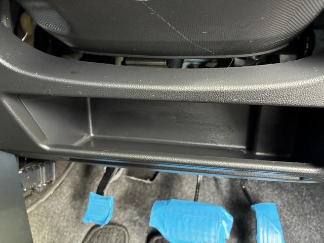 タント カスタムＸ　スマートセレクションＳＡ　Ｗエアバック　衝突軽減　フロアマット　純正ナビ　ＣＤ　スマートキー　プッシュスタート　電動格納ミラー　スライドドア（左側オート）　ＨＩＤ　オートライト　純正アルミホイール１４インチ（41枚目）