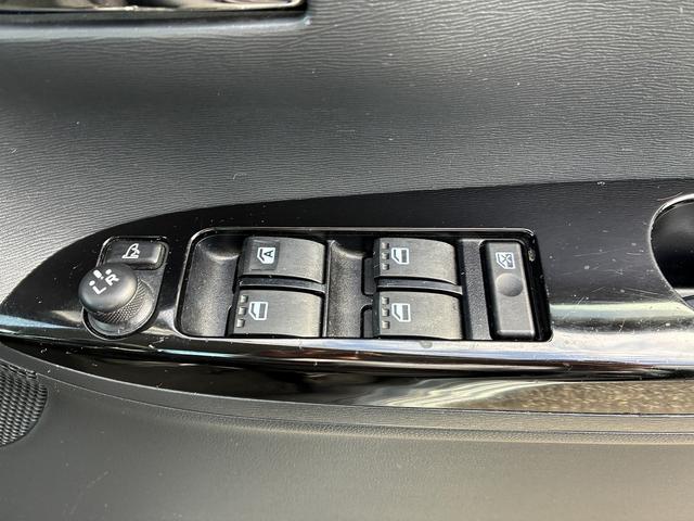 タント カスタムＸ　スマートセレクションＳＡ　Ｗエアバック　衝突軽減　フロアマット　純正ナビ　ＣＤ　スマートキー　プッシュスタート　電動格納ミラー　スライドドア（左側オート）　ＨＩＤ　オートライト　純正アルミホイール１４インチ（43枚目）