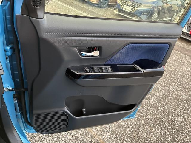 タンク カスタムＧ－Ｔ　雹害車　衝突軽減　純正ナビ　ワンセグ　ＣＤ　Ｂｌｕｅｔｏｏｔｈ　バックカメラ　アイドリングストップ　スマートキー　プッシュスタート　ＥＴＣ　クルーズコントロール　シートヒーター　電動格納ミラー（42枚目）