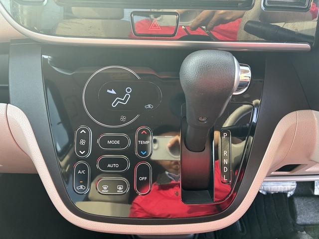 デイズルークス Ｘ　Ｗエアバック　衝突軽減　フルセグ　ＣＤ／ＤＶＤ　スマートキー　プッシュスタート　ドライブレコーダー　スライドドア（左側オート）　ベンチシート　アイドリングストップ　Ｂｌｕｅｔｏｏｔｈ　フロアマット（24枚目）