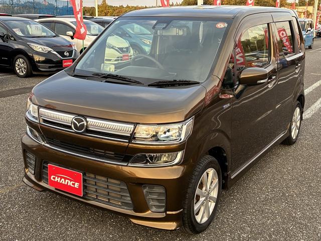 当店でお車をご購入いただき、さらに「有料保証」プランにご加入いただくと、特典としてオイル交換１０回分の無料チケットを差し上げます。