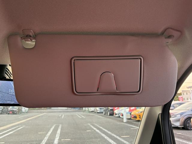 ☆広々店内です☆　今まで以上に清潔感のある広々とした店内で、大型モニターを使って、お客様をごゆっくりとご案内させて頂きます。