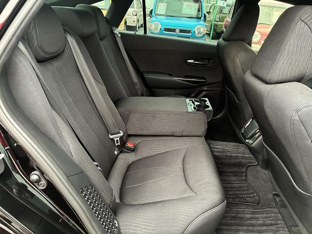 お客様の暮らしに必須なお車を提案し、その後のカーライフを支える。私達はお客様のお役に立ちたい、強い思いで日々仕事をさせて頂いています。おかげさまで１２店舗となりました。これからも努力を続けていきます。