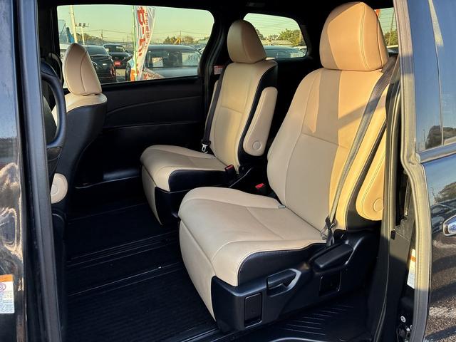 エスティマ アエラス スマート 衝突軽減 レーンアシスト 純正ナビ8インチ フルセグ CD/DVD Bluetooth バックカメラ キーレス スマートキー ETC クルーズコントロール シートヒーター オートライト 3列シート(16枚目)