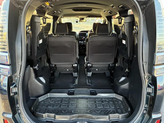 ヴォクシー ZS 3列シート レーンアシスト フルセグ CD/DVD Bluetooth バックカメラ アイドリングストップ スマートキー プッシュスタート ETC クルーズコントロール 電動格納ミラー トートライト(19枚目)