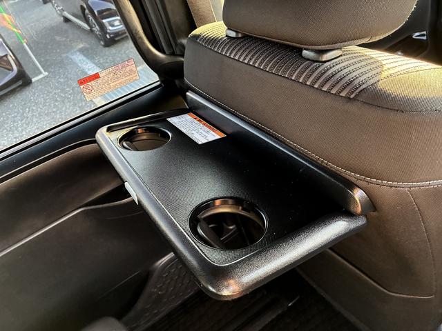 ヴォクシー ZS 3列シート レーンアシスト フルセグ CD/DVD Bluetooth バックカメラ アイドリングストップ スマートキー プッシュスタート ETC クルーズコントロール 電動格納ミラー トートライト(26枚目)