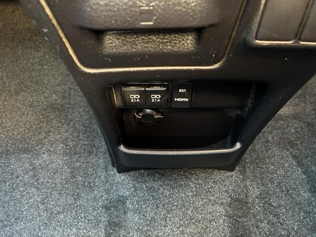 ヴォクシー ZS 3列シート レーンアシスト フルセグ CD/DVD Bluetooth バックカメラ アイドリングストップ スマートキー プッシュスタート ETC クルーズコントロール 電動格納ミラー トートライト(35枚目)