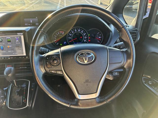 ヴォクシー ZS 3列シート レーンアシスト フルセグ CD/DVD Bluetooth バックカメラ アイドリングストップ スマートキー プッシュスタート ETC クルーズコントロール 電動格納ミラー トートライト(36枚目)