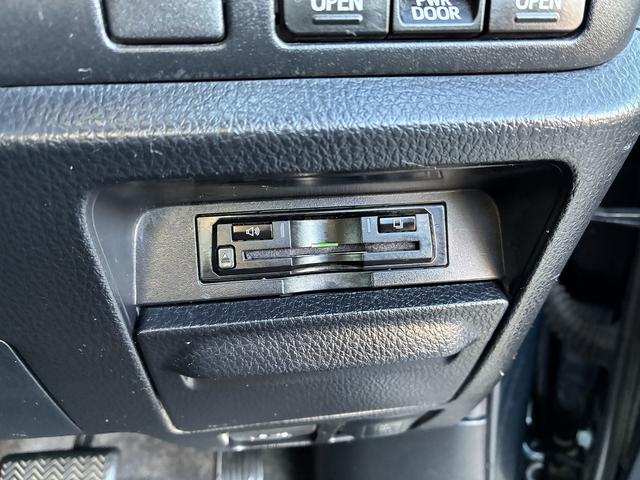 ヴォクシー ZS 3列シート レーンアシスト フルセグ CD/DVD Bluetooth バックカメラ アイドリングストップ スマートキー プッシュスタート ETC クルーズコントロール 電動格納ミラー トートライト(43枚目)