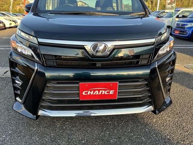 ヴォクシー ZS 3列シート レーンアシスト フルセグ CD/DVD Bluetooth バックカメラ アイドリングストップ スマートキー プッシュスタート ETC クルーズコントロール 電動格納ミラー トートライト(47枚目)