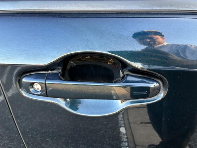 ヴォクシー ZS 3列シート レーンアシスト フルセグ CD/DVD Bluetooth バックカメラ アイドリングストップ スマートキー プッシュスタート ETC クルーズコントロール 電動格納ミラー トートライト(52枚目)