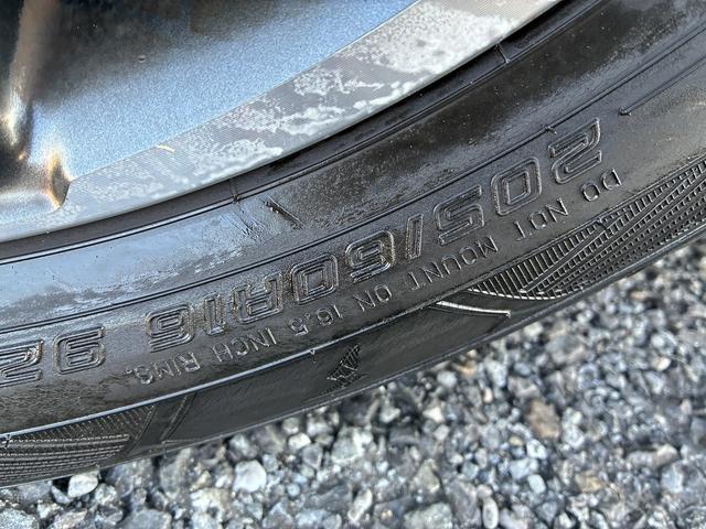 ヴォクシー ZS 3列シート レーンアシスト フルセグ CD/DVD Bluetooth バックカメラ アイドリングストップ スマートキー プッシュスタート ETC クルーズコントロール 電動格納ミラー トートライト(55枚目)