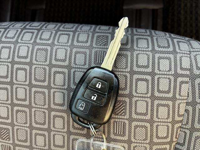 スペイド X Wエアバック フロアマット フルセグ CD Bluetooth バックカメラ アイドリングストップ キーレス ドライブレコーダー 電動格納ミラー 左側スライドドア パワーステアリング パワーウィンドウ(45枚目)