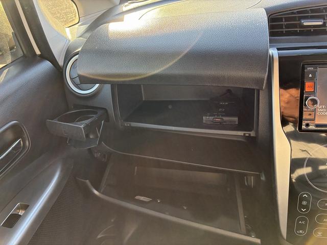 デイズ ハイウェイスター　Ｇターボ　Ｗエアバック　バックカメラ　サイドカメラ　フロントカメラ　スマートキー　プッシュスタート　ＥＴＣ　電動格納ミラー　オートライト　純正アルミホイール１５インチ　フロアマット　ＨＩＤ　衝突安全ボディ（26枚目）