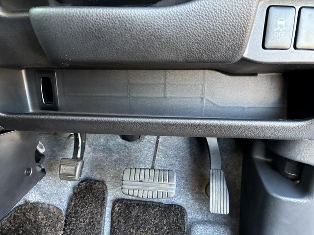 デイズ ハイウェイスター　Ｇターボ　Ｗエアバック　バックカメラ　サイドカメラ　フロントカメラ　スマートキー　プッシュスタート　ＥＴＣ　電動格納ミラー　オートライト　純正アルミホイール１５インチ　フロアマット　ＨＩＤ　衝突安全ボディ（39枚目）