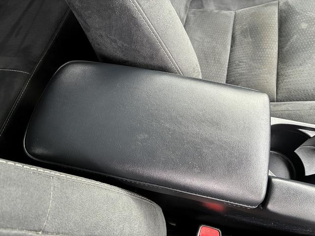 ＣＴ ＣＴ２００ｈ　バージョンＣ　エアバック　純正ナビ　フルセグＴＶ　ＣＤ　Ｂｌｕｅｔｏｏｔｈ　ＵＳＢ　バックカメラ　キーレス　ＥＴＣ　シートヒーター　ドラレコ前後　電格ミラー　ＬＥＤ　オートライト　パワーシート　純正アルミホイール（25枚目）