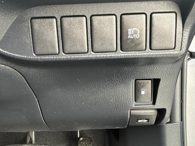 ＣＴ ＣＴ２００ｈ　バージョンＣ　エアバック　純正ナビ　フルセグＴＶ　ＣＤ　Ｂｌｕｅｔｏｏｔｈ　ＵＳＢ　バックカメラ　キーレス　ＥＴＣ　シートヒーター　ドラレコ前後　電格ミラー　ＬＥＤ　オートライト　パワーシート　純正アルミホイール（45枚目）