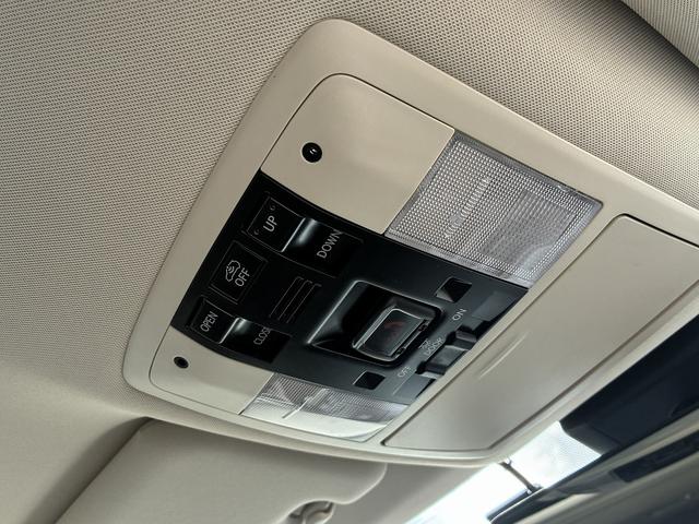 ＣＴ ＣＴ２００ｈ　バージョンＣ　エアバック　純正ナビ　フルセグＴＶ　ＣＤ　Ｂｌｕｅｔｏｏｔｈ　ＵＳＢ　バックカメラ　キーレス　ＥＴＣ　シートヒーター　ドラレコ前後　電格ミラー　ＬＥＤ　オートライト　パワーシート　純正アルミホイール（46枚目）