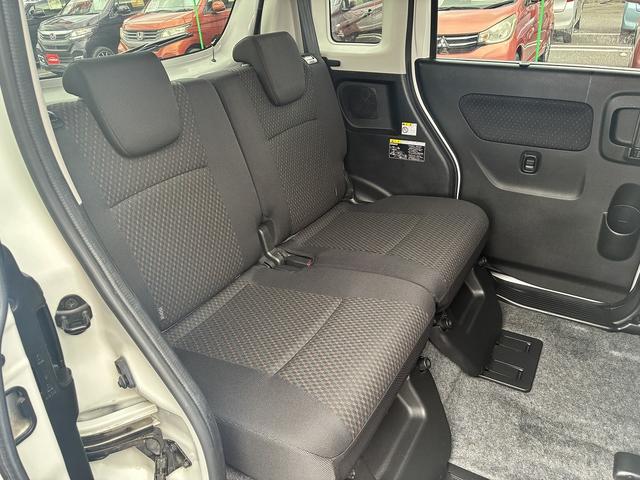 お客様の暮らしに必須なお車を提案し、その後のカーライフを支える。私達はお客様のお役に立ちたい、強い思いで日々仕事をさせて頂いています。おかげさまで１２店舗となりました。これからも努力を続けていきます。