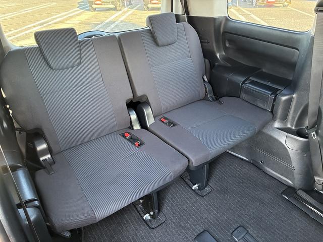 ノア Ｘ　Ｗエアバック　衝突軽減　レーンアシスト　ＣＤ　アイドリングストップ　クルーズコントロール　Ｗエアコン　電動格納ミラー　片側電動スライドドア　ＬＥＤ　オートライト　オートハイビーム　ベンチシート　ＡＵＸ（26枚目）