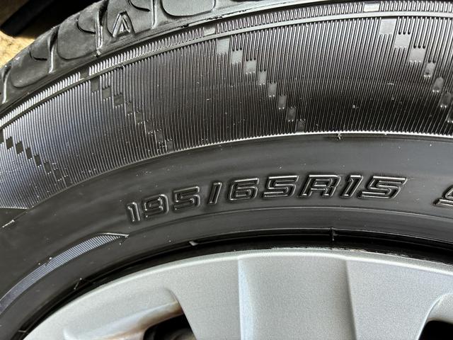 ノア Ｘ　Ｗエアバック　衝突軽減　レーンアシスト　ＣＤ　アイドリングストップ　クルーズコントロール　Ｗエアコン　電動格納ミラー　片側電動スライドドア　ＬＥＤ　オートライト　オートハイビーム　ベンチシート　ＡＵＸ（47枚目）