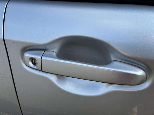 ノア Ｘ　Ｗエアバック　衝突軽減　レーンアシスト　ＣＤ　アイドリングストップ　クルーズコントロール　Ｗエアコン　電動格納ミラー　片側電動スライドドア　ＬＥＤ　オートライト　オートハイビーム　ベンチシート　ＡＵＸ（53枚目）