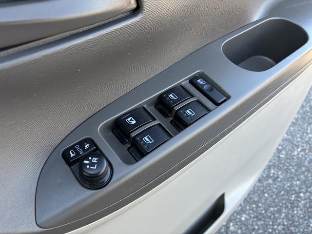 タント Ｘ　ＳＡＩＩＩ　プッシュスタート　パワースライドドア　車線逸脱警報装置　ＥＴＣ　バックカメラ　フルセグ　ドライブレコーダー　オートライト　シートヒーター　オートハイビーム　アイドリングストップ　電動格納ミラー（49枚目）