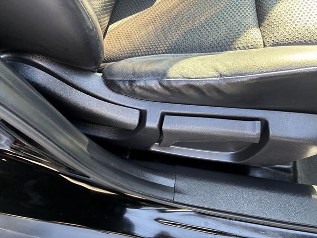 エクストレイル ２０Ｘ　エマージェンシーブレーキパッケージ　クルーズコントロール　アイドリングストップ　ＡＡＣ　ステアリングスイッチ　ＬＥＤヘッドライト　フォグライト　サイドバイザー　ドライブレコーダー　オートライト　シートヒーター　衝突軽減　寒冷地仕様（24枚目）