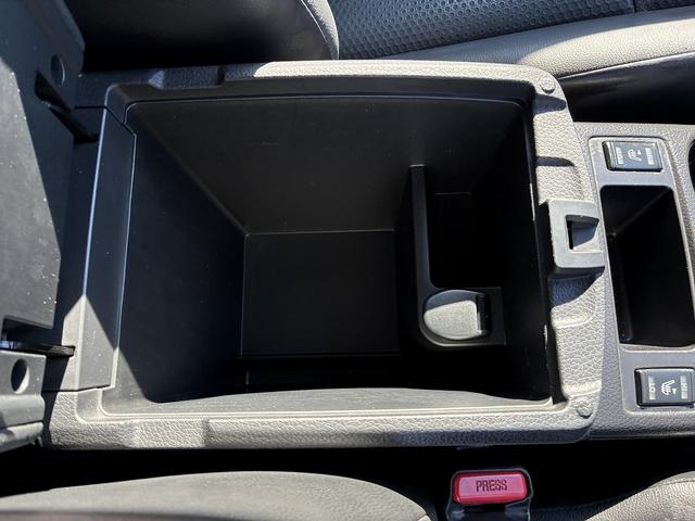 エクストレイル ２０Ｘ　エマージェンシーブレーキパッケージ　クルーズコントロール　アイドリングストップ　ＡＡＣ　ステアリングスイッチ　ＬＥＤヘッドライト　フォグライト　サイドバイザー　ドライブレコーダー　オートライト　シートヒーター　衝突軽減　寒冷地仕様（26枚目）