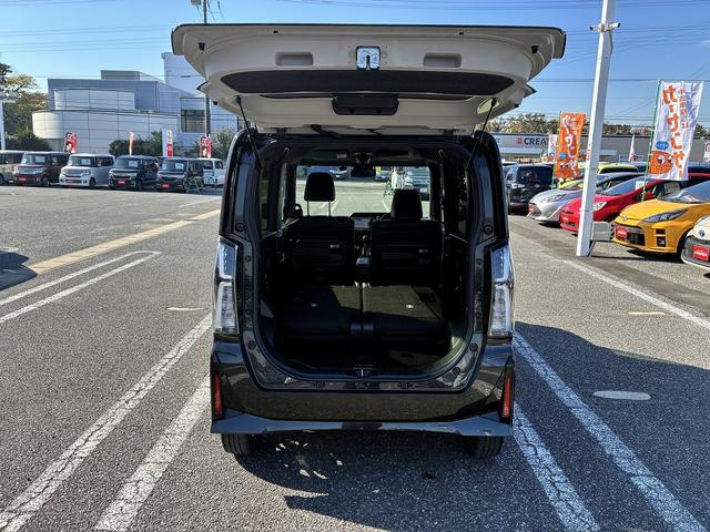 タント カスタムＲＳ　クルーズコントロール　ＬＥＤヘッドライト　オートライト　オートハイビーム　両側パワースライドドア　シートヒーター　ＥＴＣ　スマートアシスト　社外ワイドナビ　バックカメラ　テレビ　衝突軽減システム（17枚目）