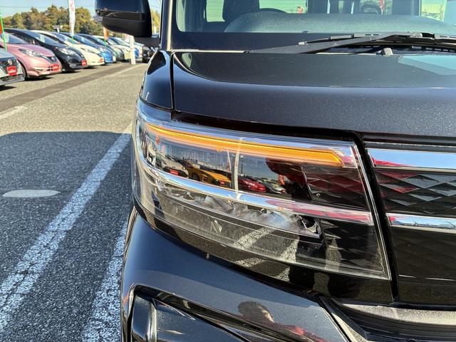 タント カスタムＲＳ　クルーズコントロール　ＬＥＤヘッドライト　オートライト　オートハイビーム　両側パワースライドドア　シートヒーター　ＥＴＣ　スマートアシスト　社外ワイドナビ　バックカメラ　テレビ　衝突軽減システム（50枚目）