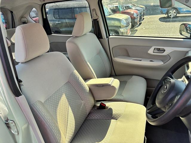 ステラ Ｌ　スマートアシスト　ダブルエアバック　衝突軽減　社外ナビ　ワンセグテレビ　ＣＤ　ＤＶＤ　バックカメラ　アイドリングストップ　電格ミラー　ベンチシート　コーナーセンサー　ワンオーナー（21枚目）