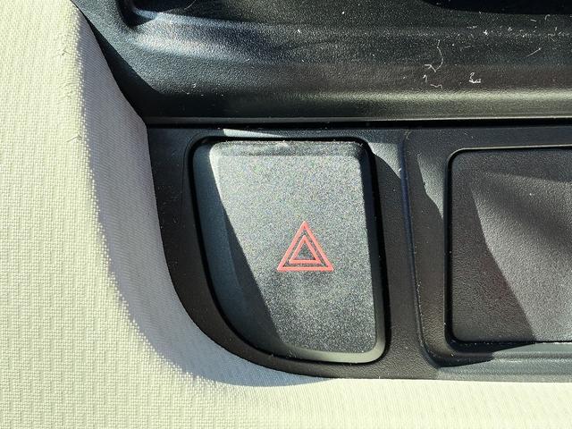 ステラ Ｌ　スマートアシスト　ダブルエアバック　衝突軽減　社外ナビ　ワンセグテレビ　ＣＤ　ＤＶＤ　バックカメラ　アイドリングストップ　電格ミラー　ベンチシート　コーナーセンサー　ワンオーナー（24枚目）