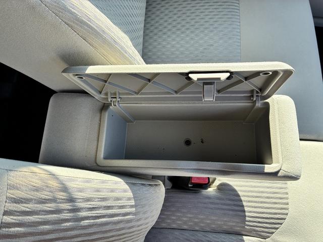 ステラ Ｌ　スマートアシスト　ダブルエアバック　衝突軽減　社外ナビ　ワンセグテレビ　ＣＤ　ＤＶＤ　バックカメラ　アイドリングストップ　電格ミラー　ベンチシート　コーナーセンサー　ワンオーナー（30枚目）