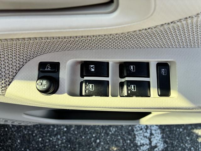 ステラ Ｌ　スマートアシスト　ダブルエアバック　衝突軽減　社外ナビ　ワンセグテレビ　ＣＤ　ＤＶＤ　バックカメラ　アイドリングストップ　電格ミラー　ベンチシート　コーナーセンサー　ワンオーナー（35枚目）